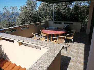 Tweekamerappartement Baai Mulobedanj, Pag (A-16285-b)