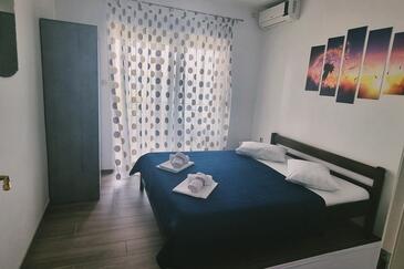 Apartmaji s parkingom Živogošće - Porat, Makarska - 16289