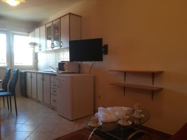 Apartment with balcony Šibenik, North Dalmatia