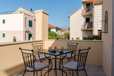 Appartamenti con parcheggio San Pietro di Brazza - Supetar, Brazza - Brač - 16294