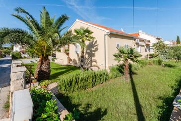 Appartamenti con parcheggio San Pietro di Brazza - Supetar, Brazza - Brač - 16294