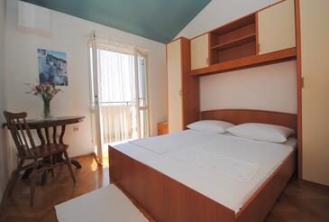 Ferienwohnungen mit Parkplatz Okrug Gornji, Ciovo - 16295