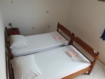 Lejlighedens parkeringsplads Tribunj, Vodice - 16302