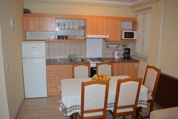 Appartementen met parkeerplaats Punat, Krk - 16307