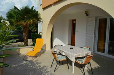 Apartments with parking space Punat, Krk - 16307