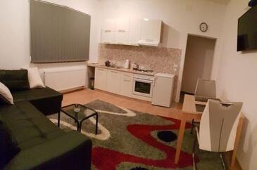 Appartements avec parking Osijek, Slavonija - 16319