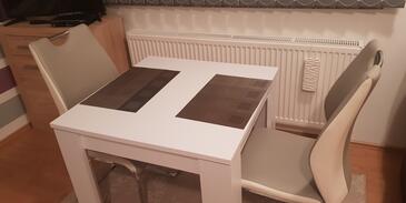 Appartements avec parking Osijek, Slavonija - 16319