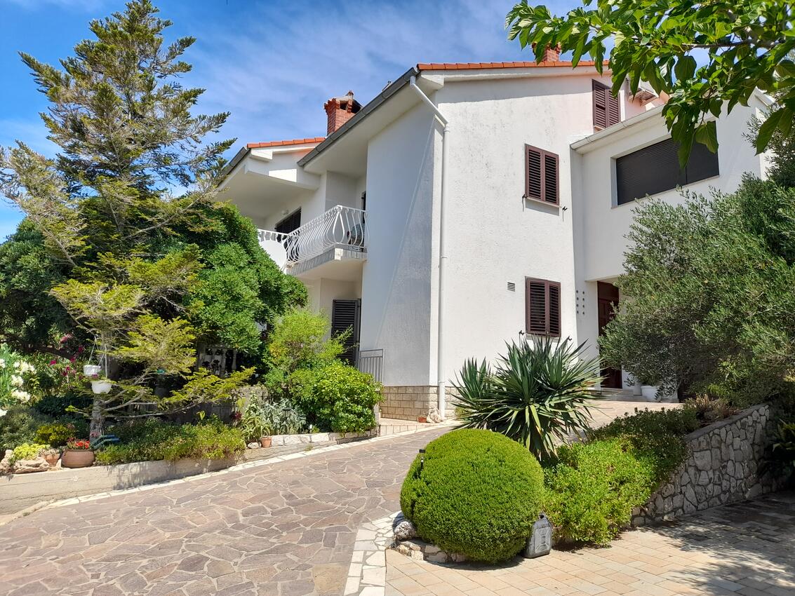 Apartments with parking spaces Banjol, Rab - 16334