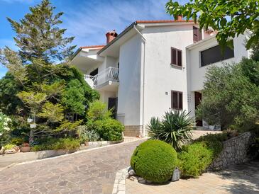 Apartmaji s parkingom Banjol, Rab - 16334 Adriatic.hr