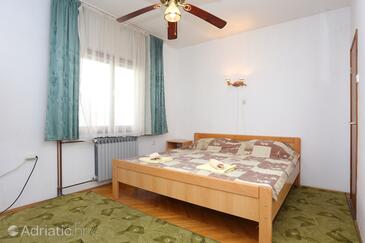 Apartments with parking space Kaštel Stari, Kaštela - 16344