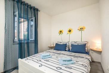 Apartments by the sea Stobreč, Split - 16352