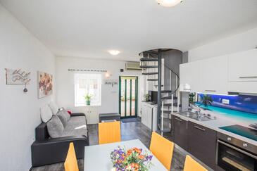 Apartments by the sea Stobreč, Split - 16352