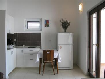 Apartmani s parkingom Palit, Rab - 16356
