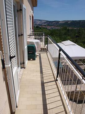 Apartments with parking space Lopar, Rab - 16389