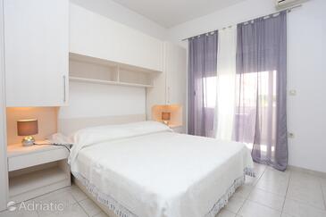 Apartmani s parkingom Makarska - 16430