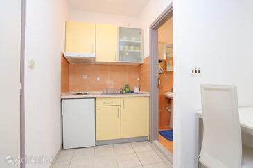 Apartmani s parkingom Makarska - 16430