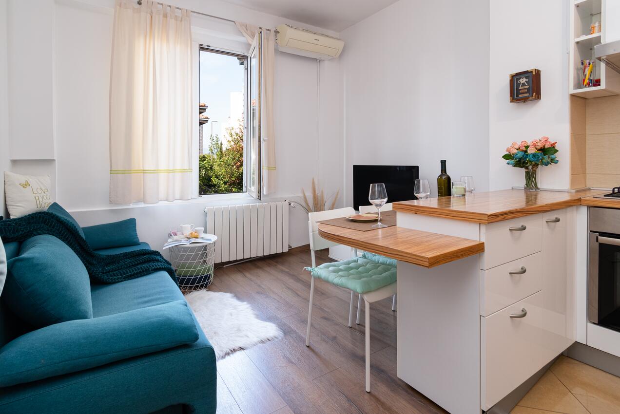 Dvosobni apartman Rijeka (A-16455-a)