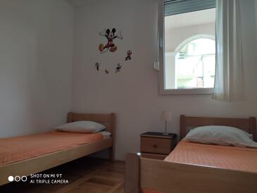 Apartmanok a tenger mellett Zaboric, Sibenik - 16492