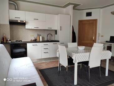 Apartmanok a tenger mellett Zaboric, Sibenik - 16492