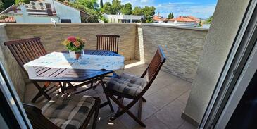 Apartments with parking space Rovinj - 16498