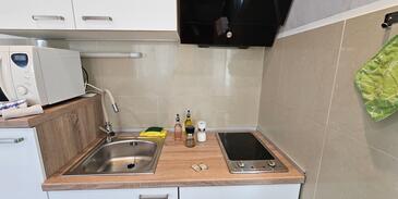 Apartments with parking space Rovinj - 16498