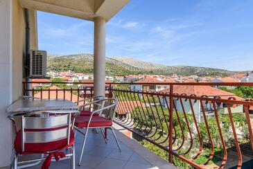 Family-friendly apartments with swimming pool Trogir - 16509
