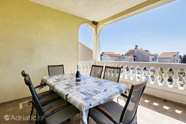 Apartments with parking space Vodice - 16543
