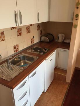 Apartmány a pokoje s parkovištěm  Biograd na Moru, Biograd - 16576