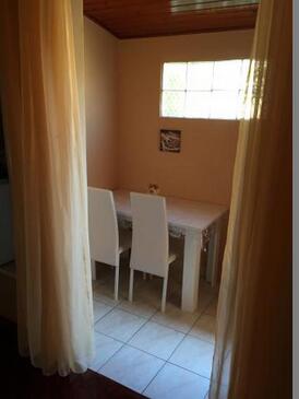 Apartmány a pokoje s parkovištěm  Biograd na Moru, Biograd - 16576