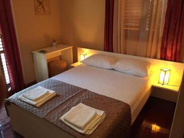 Apartmány a pokoje s parkovištěm  Biograd na Moru, Biograd - 16576