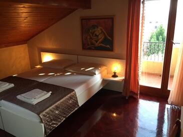 Apartmány a pokoje s parkovištěm  Biograd na Moru, Biograd - 16576