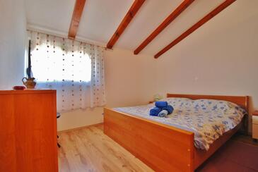 Ferienwohnungen mit Parkplatz Rovinjsko Selo, Rovinj - 16580