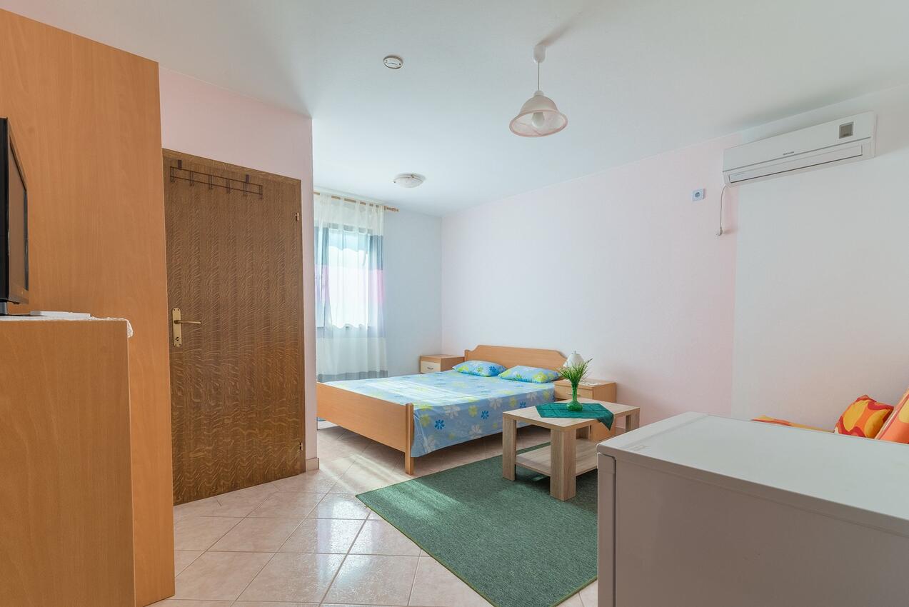 Apartmanok parkolóhellyel Krusevo, Novigrad - 16581