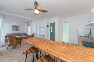 Appartements avec terrasse Brela, Dalmatie Centrale
