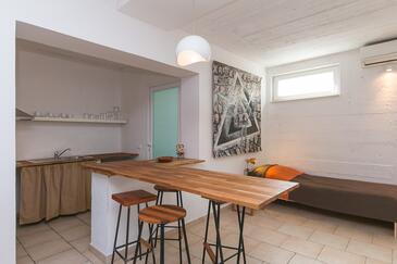 Appartements avec terrasse Brela, Dalmatie Centrale