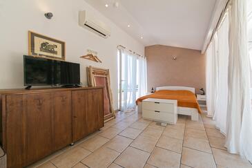 Appartements avec terrasse Brela, Dalmatie Centrale