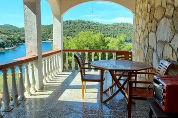 Apartments by the sea Ubli, Lastovo - 16599