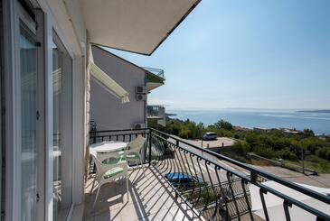 Apartments with parking space Brela, Makarska - 16603