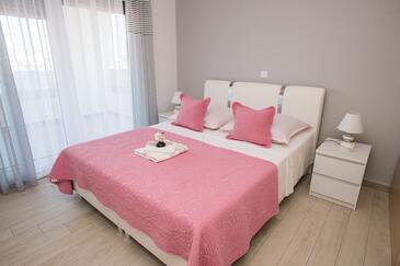 Luxusvilla a tenger mellett medencével Zatoglav, Rogoznica - 16605