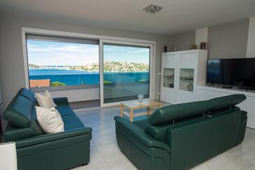 Luxusvilla a tenger mellett medencével Zatoglav, Rogoznica - 16605