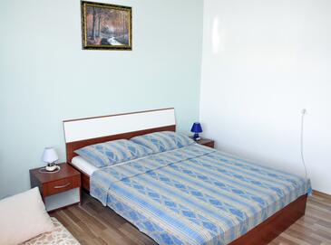 Leiligheter ved sjøen Bilice, Krka - 16629