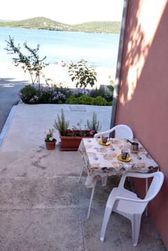 Leiligheter ved sjøen Bilice, Krka - 16629