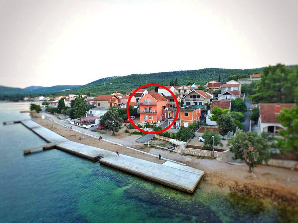 Ferienwohnungen am Meer Bilice, Krka - 16629