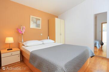 Apartamentos junto al mar Podgora, Makarska - 16630