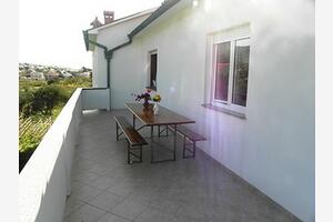 Appartamento di tre stanze Banjol, Arbe - Rab (A-16645-b)