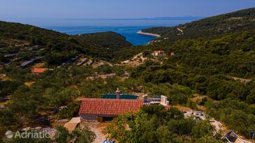 Robinsonhus med parkering Vik Rasohatica, Korcula - 16651 Adriatic.hr
