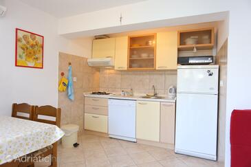 Appartamenti con parcheggio San Pietro di Brazza - Supetar, Brazza - Brač - 16653