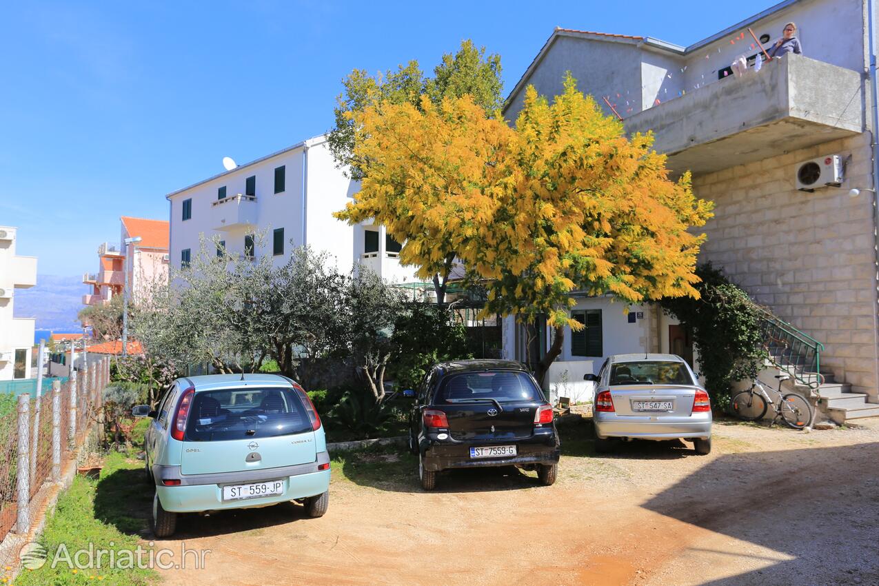 Parcheggio - Appartamenti con parcheggio San Pietro di Brazza - Supetar, Brazza - Brač