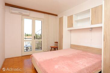 Apartmani s parkingom Supetar, Brač - 16656