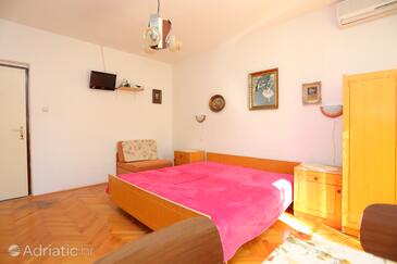 Apartmani s parkingom Supetar, Brač - 16656